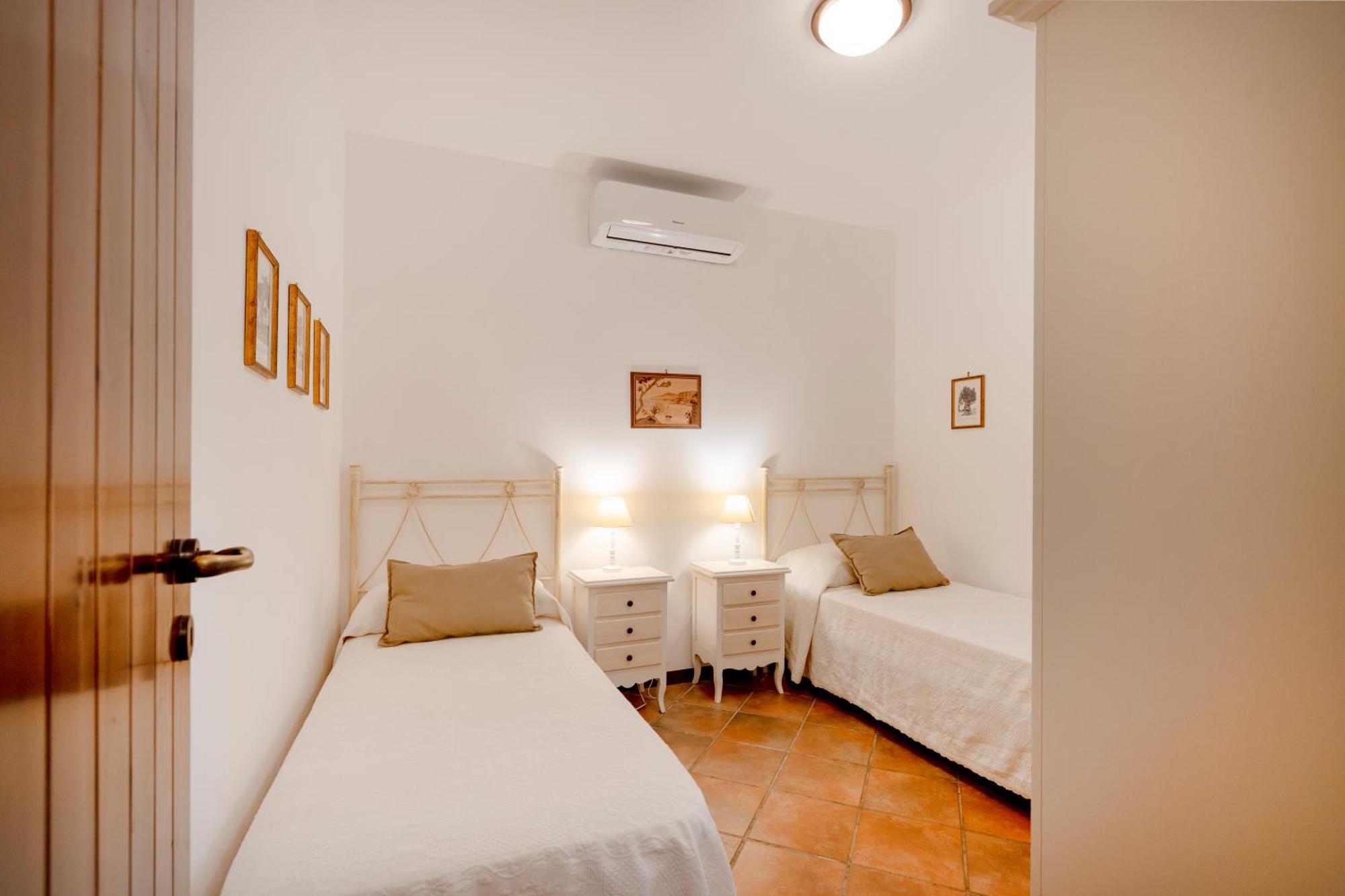 Il Trullo Delle Rose, Monopoli By Il Pumo Di Puglia Villa Cozzana Ngoại thất bức ảnh